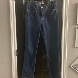 Levi straight jeans